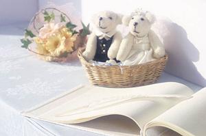 軽さとデザインの融合！最新テクノロジーを取り入れた人気ブランドのレディースバッグ