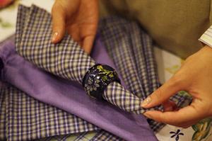 シンプルでおしゃれに差がつく！フードなしパーカーの選び方とおすすめコーデ